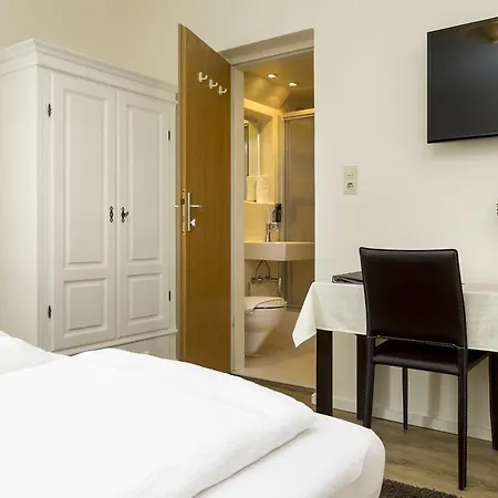 Hotel Badl -