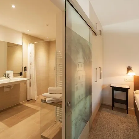 Badl - Hotel Hall in Tirol